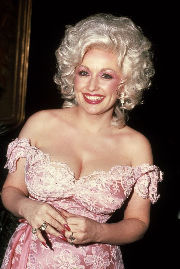 Dolly Parton sleeveless dress before tattoos