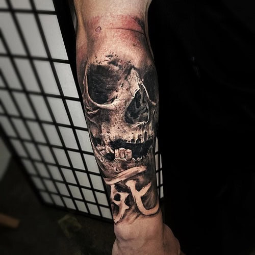 Intense 3D skull tattoo with deep shadows and realistic bone texture, symbolizing mortality.