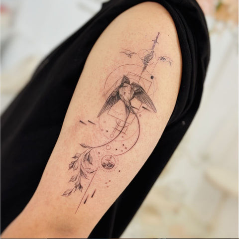 Fine Line Tattoo showcasing delicate and intricate lines