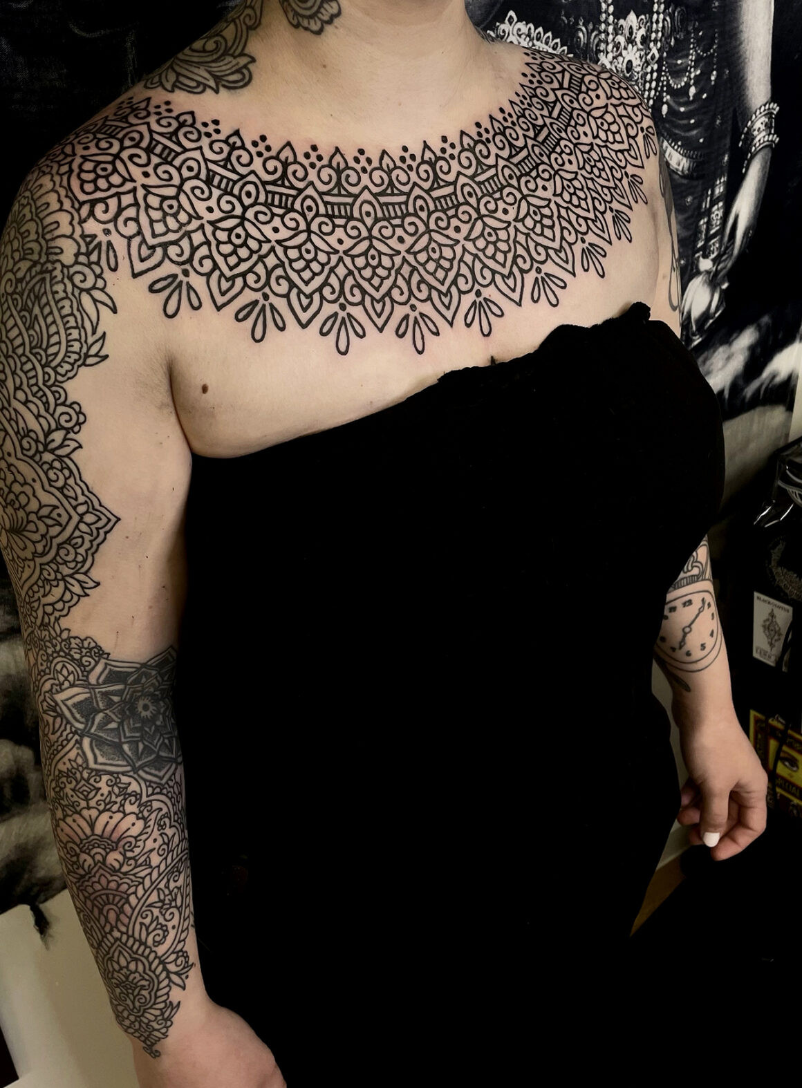 Close up of blackwork tattoo details, demonstrating the precision and artistry of Lenn Black Lotus.