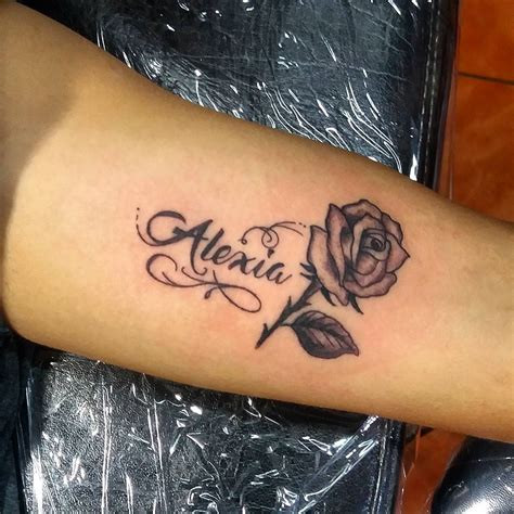 Script name tattoo style