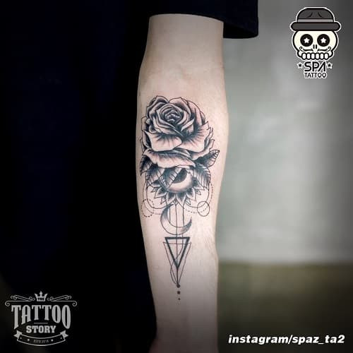 Diverse rose arm tattoo options