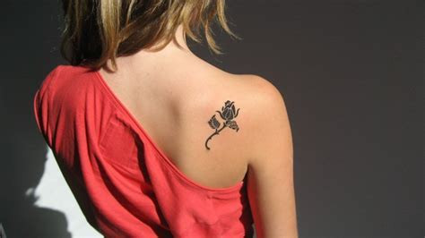 Shoulder tattoos for men and women