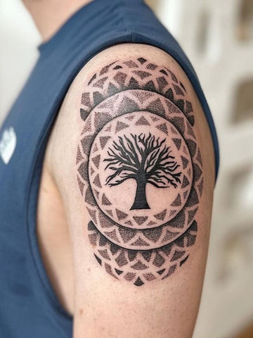 Tree Shoulder Simple Mens Tattoo Designs: Tree Outline Shoulder Tattoo