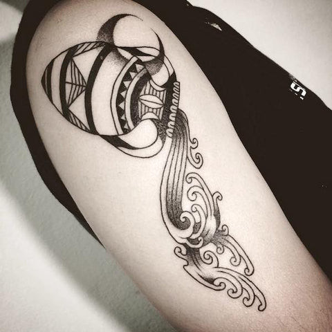 Blackwork water bearer jug Aquarius tattoo