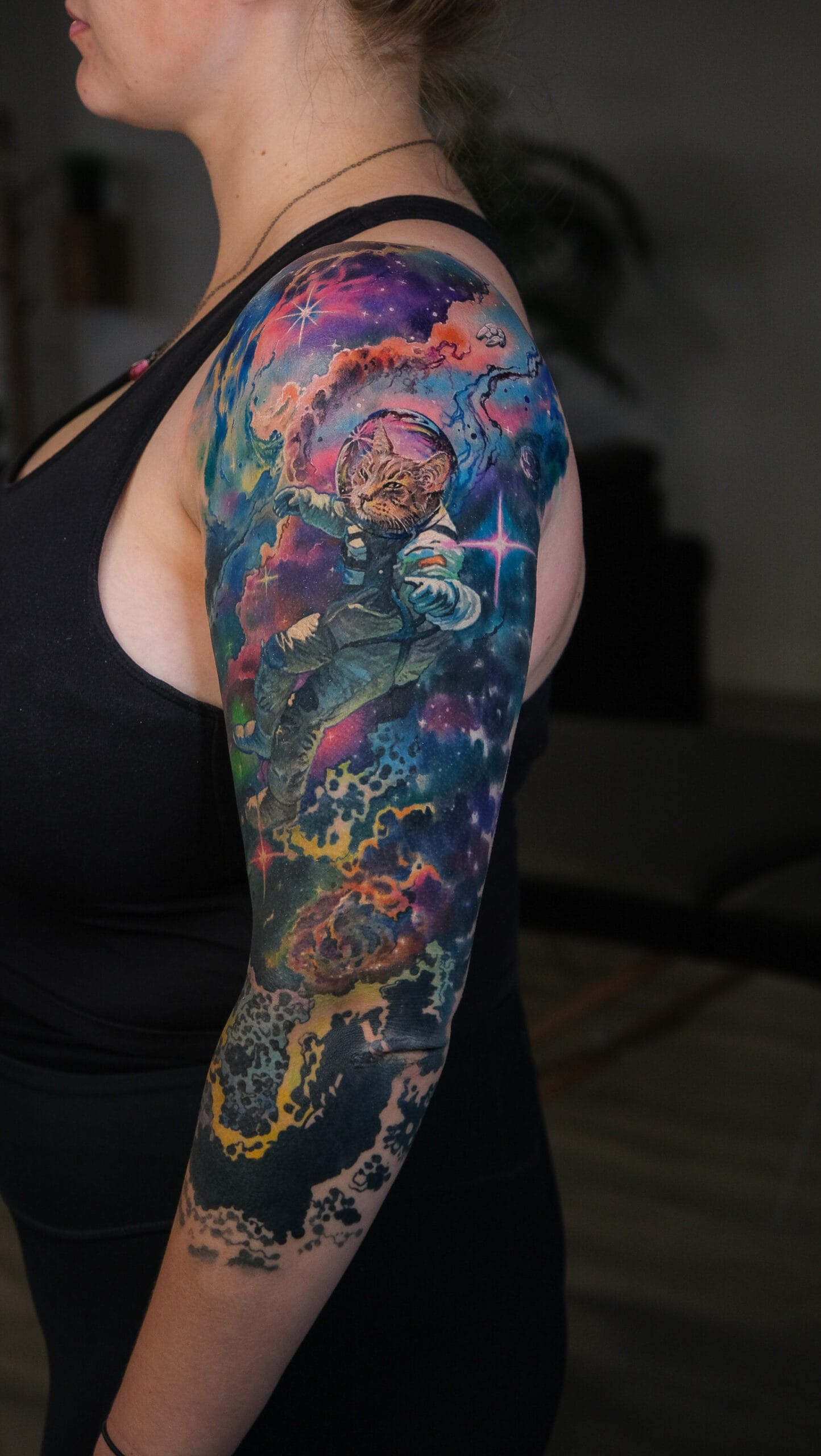XXL Color Outer Arm Sleeve Price