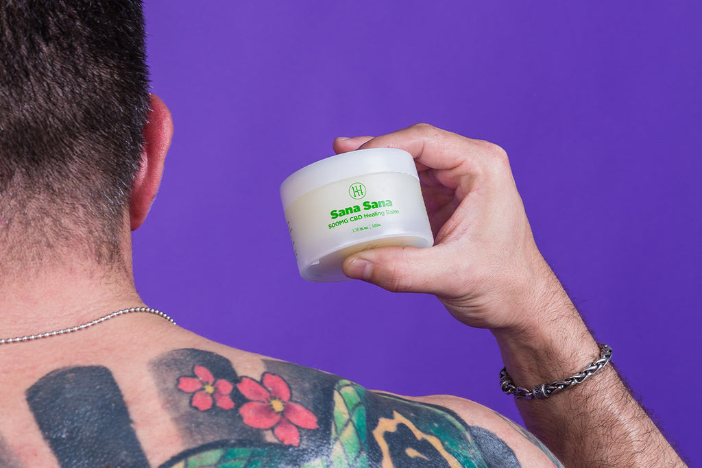 Moisturizing a Tattoo During the Peeling Stage