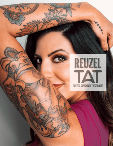 Color boosting tattoo spray