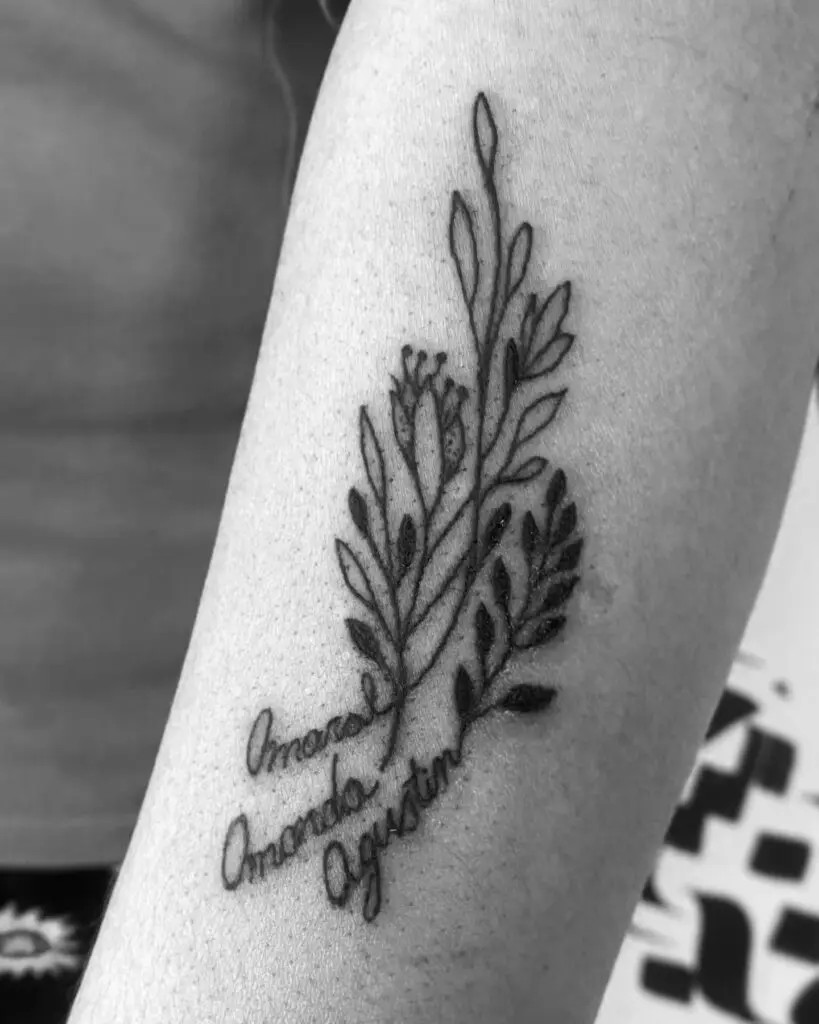 Botanical design tattoo with names, featuring delicate leaves and branches artfully arranged to symbolize growth and nurturing bonds between grandparent and grandchildren