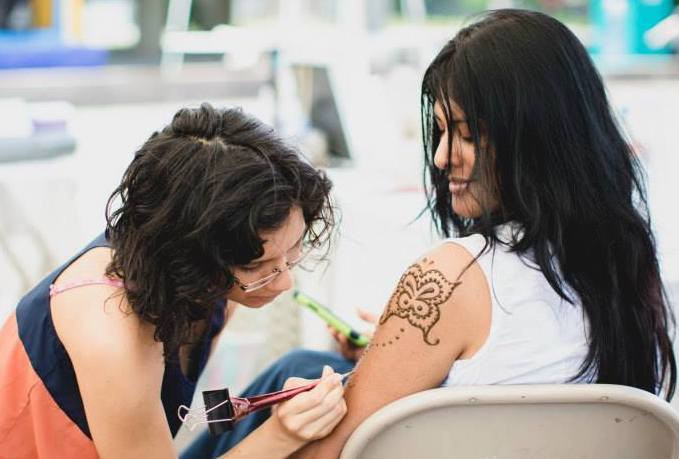 Intricate natural henna design