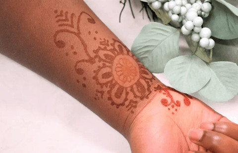 henna tattoo