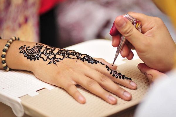 henna tattoo