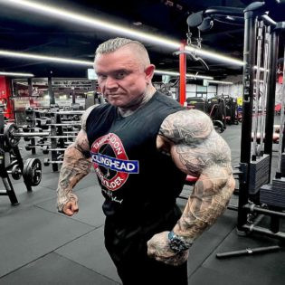 Lee Priest is the symbol of both compassion and excellence. Former IFBB professional bodybuilder is often seen with tattoos covering half of his face