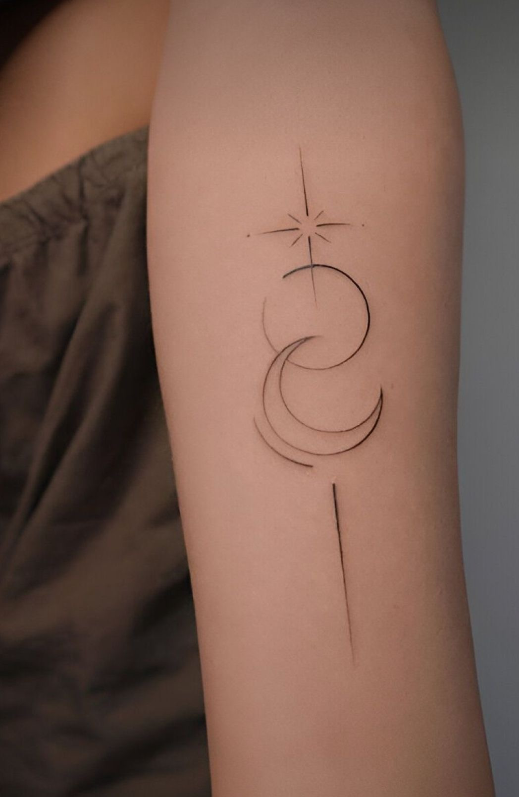 Sun tattoo idea showing rays of light emanating from the sun's center