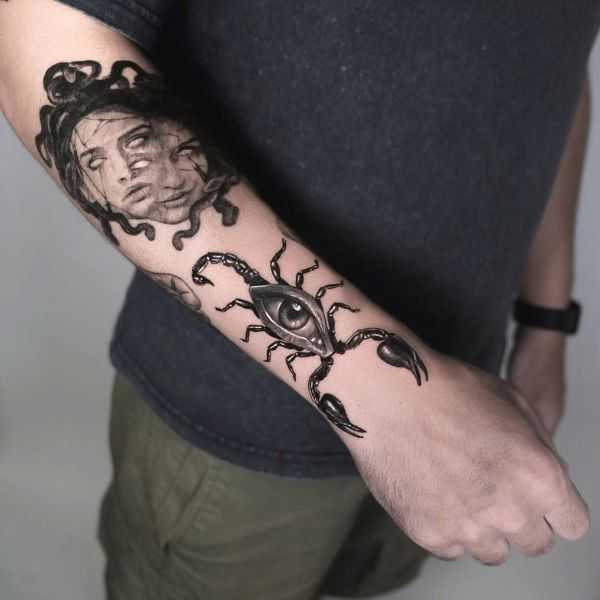 Scorpion Tattoo With Middle Eye | danisanzpuntoes