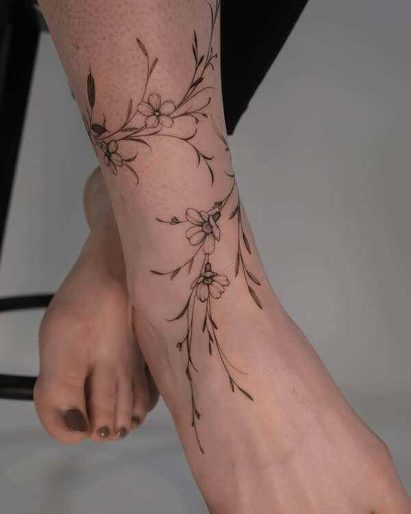 Foot tattoos for women