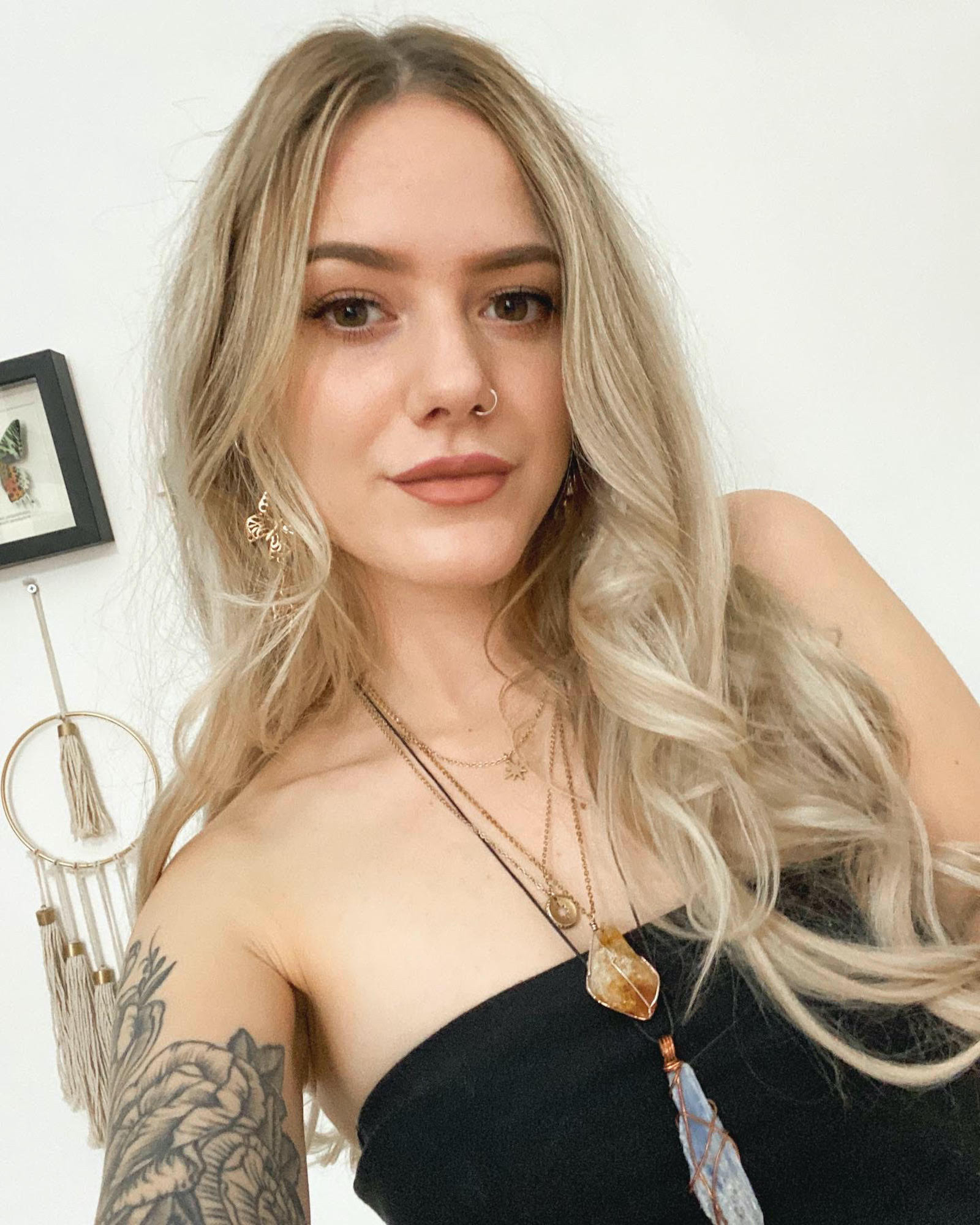 Small and delicate tattoos featuring fine lines and intricate details, perfect for a minimalist aesthetic