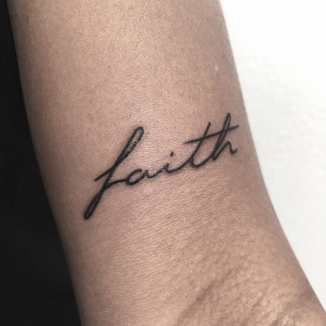 Three dot tattoo on the hand.