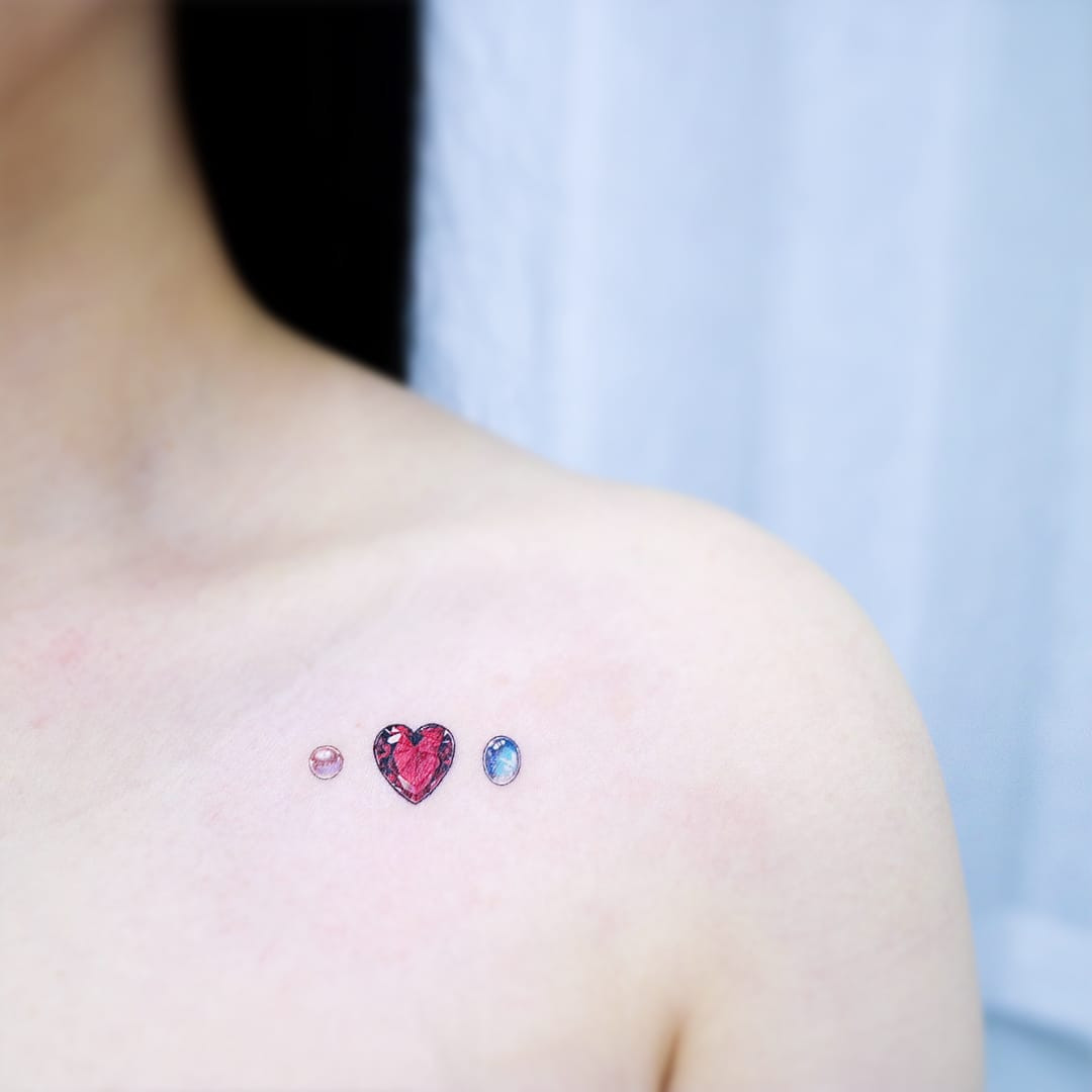 Tattoo by Heemee #Heemee #realismtattoos #hyperrealismtattoos #realism #hyperrealism #realistic #heart #gem #pearl #sapphire #moonstone #color #diamond #jewel