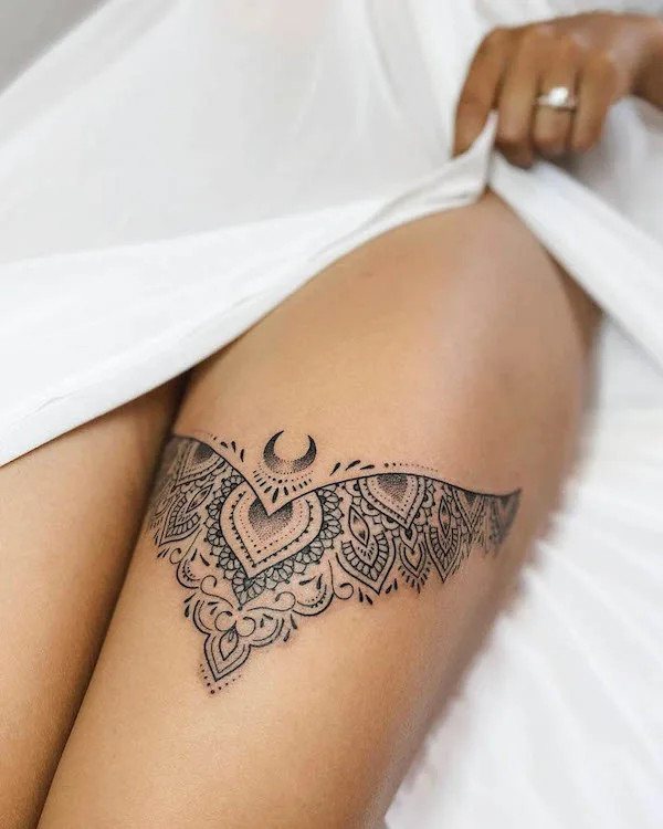 Henna-style butterfly tattoo on the thigh, by @anais_chabane, combining traditional art with personal transformation