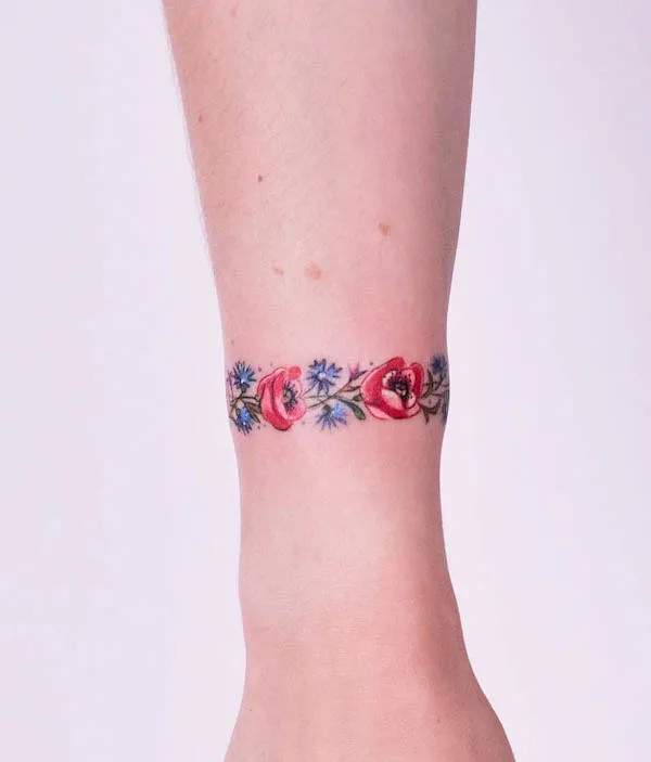 Girly floral watercolor poppy flower band by @cat_._kat