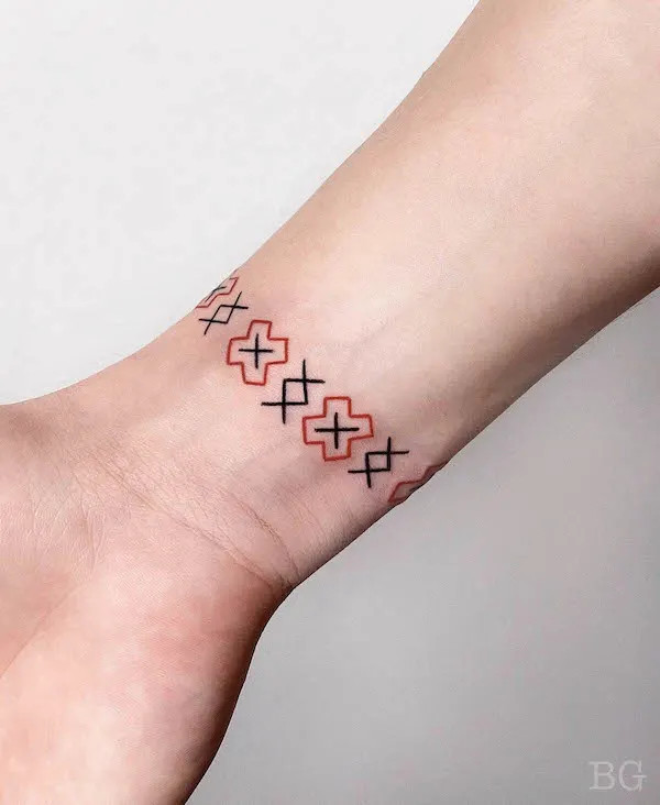 Decorative ornamental bracelet tattoo design by @blue_glue_tattoo